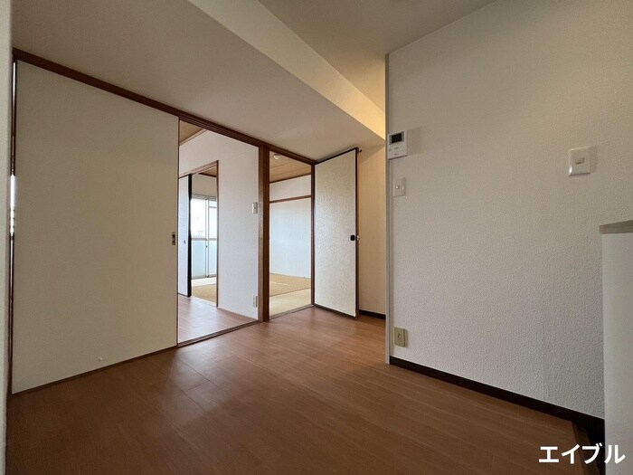 物件内観写真9　(居室)