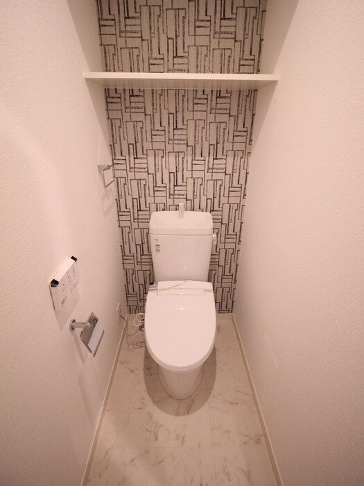 物件内観写真12　(トイレ)