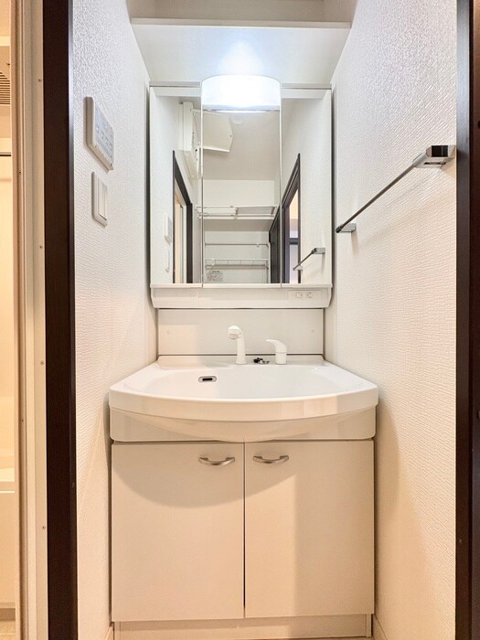 物件内観写真13　(洗面)