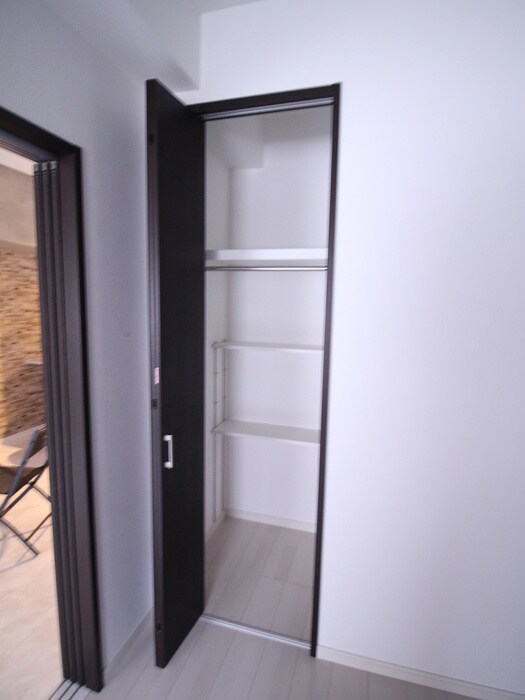 物件内観写真14　(収納)