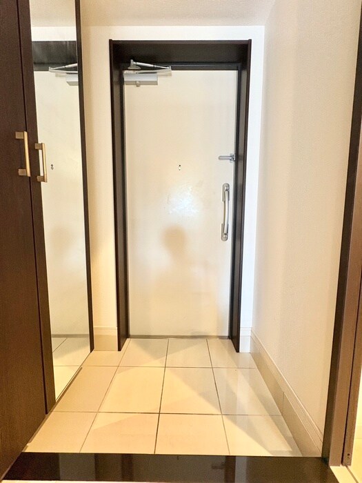 物件内観写真15　(玄関)