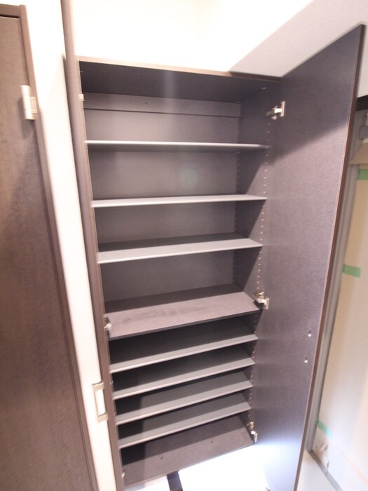 物件内観写真16　(靴箱)