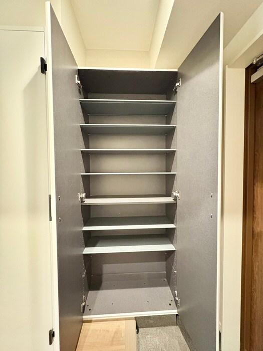 物件内観写真16　(靴箱)