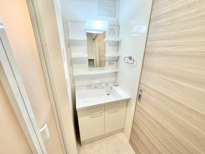 物件内観写真13　(洗面)