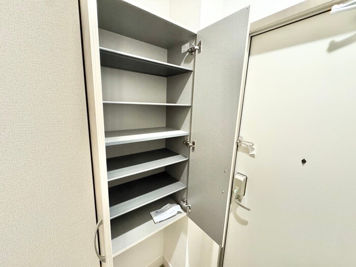 物件内観写真17　(靴箱)
