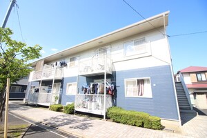 シャルダンＢ棟外観写真