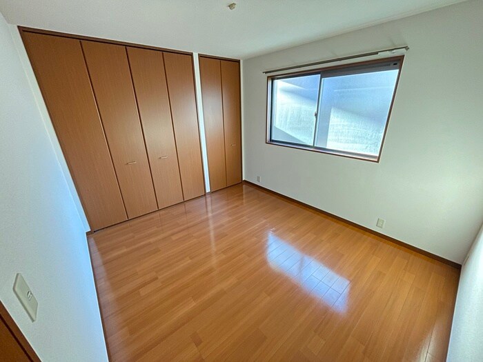 物件内観写真5　(居室)