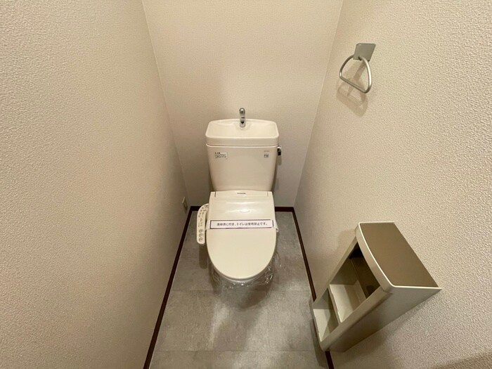 物件内観写真10　(トイレ)