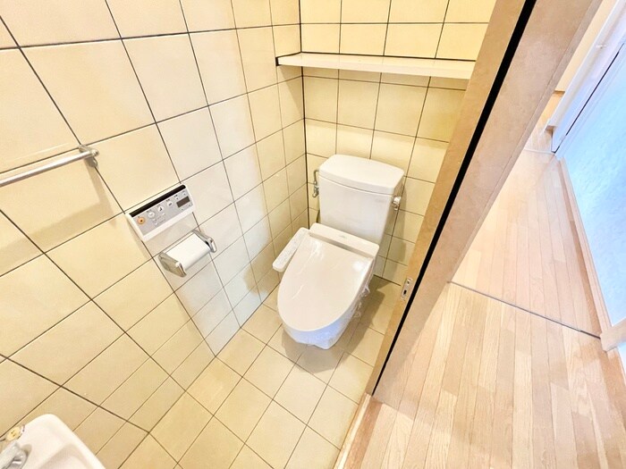 物件内観写真10　(トイレ)