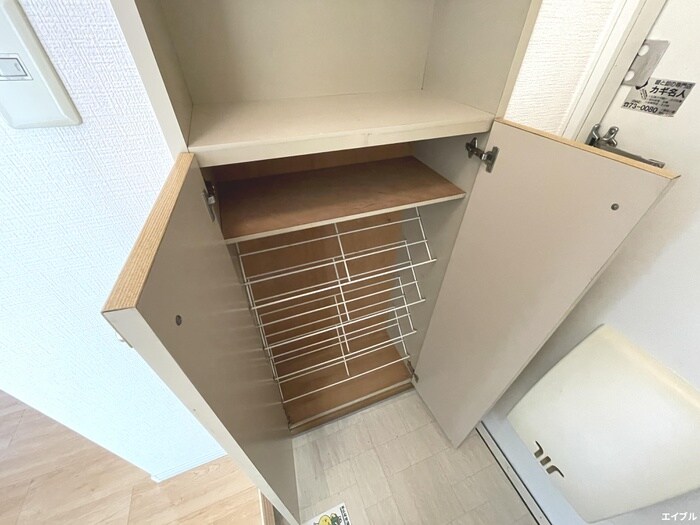 物件内観写真13　(靴箱)