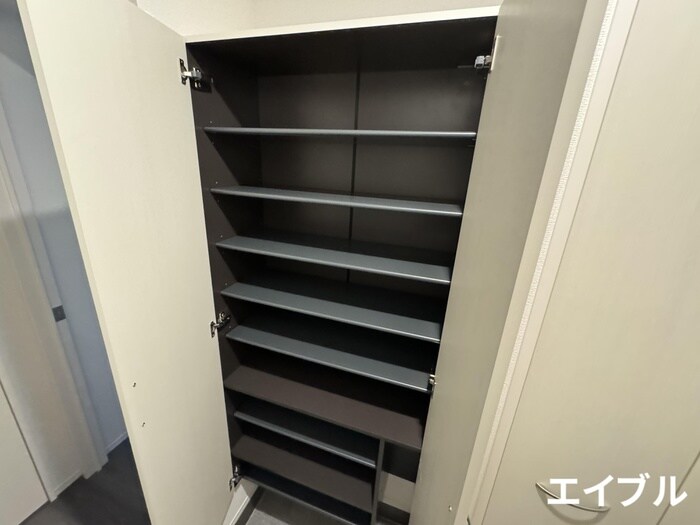 物件内観写真15　(靴箱)