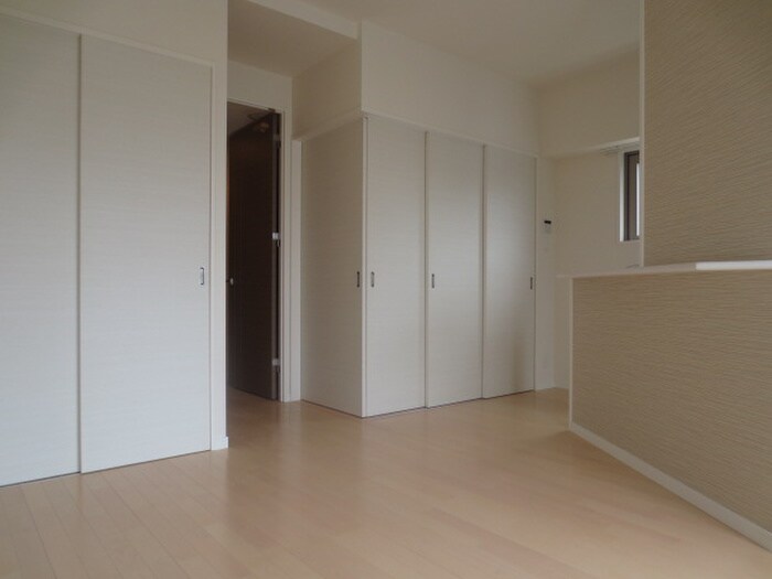 物件内観写真7　(居室)