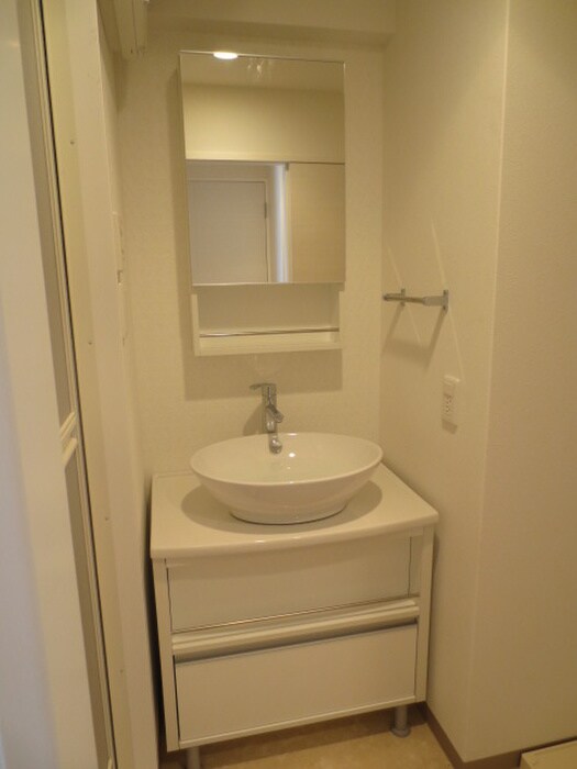 物件内観写真13　(洗面)