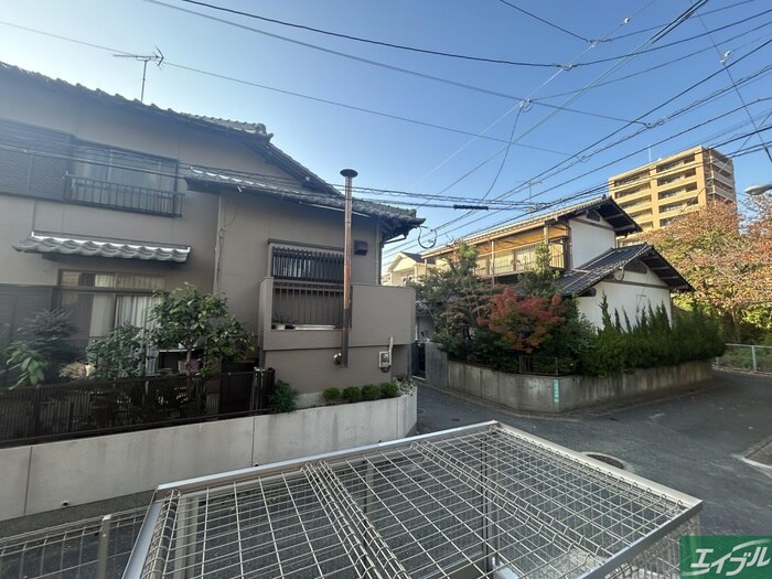 物件内観写真16　(室内からの展望)