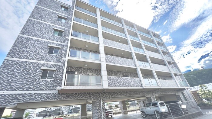 物件外観写真6　(建物設備)