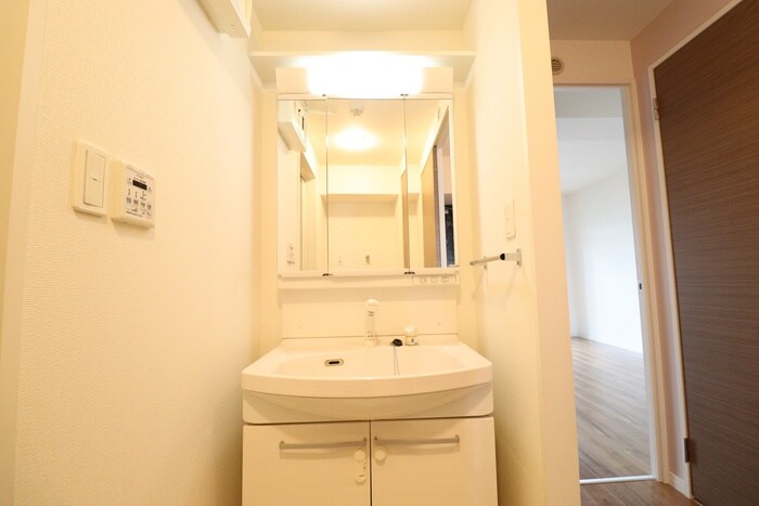 物件内観写真10　(洗面)