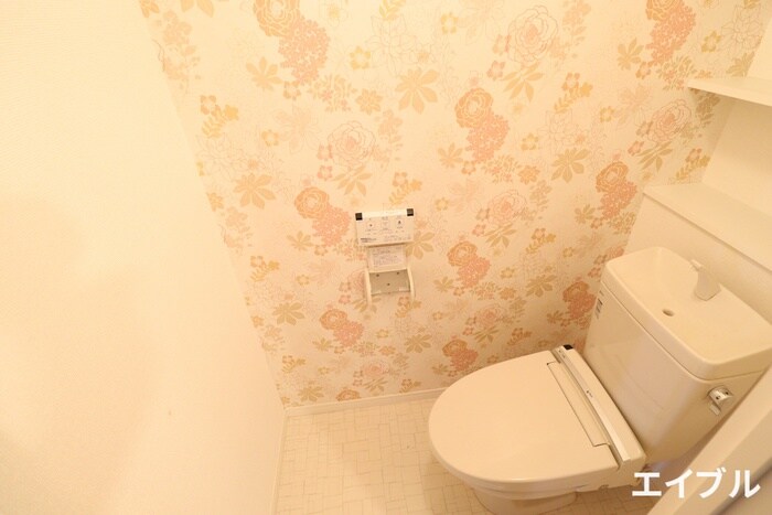 物件内観写真12　(トイレ)