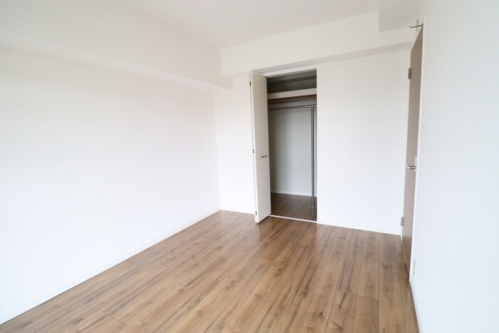 物件内観写真18　(収納)