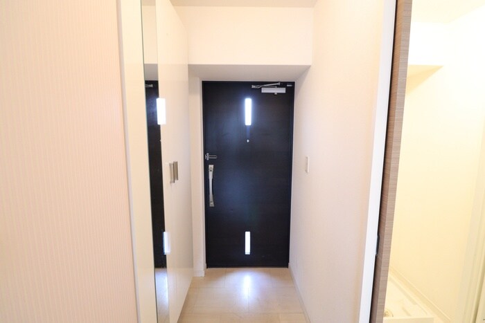 物件内観写真20　(玄関)
