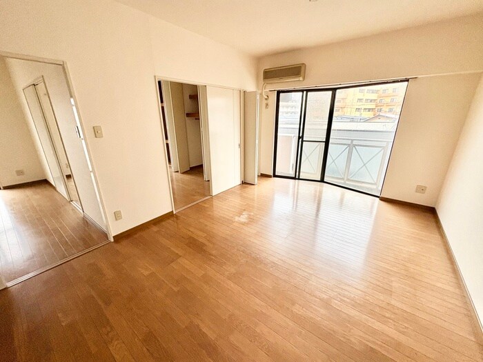 物件内観写真7　(居室)