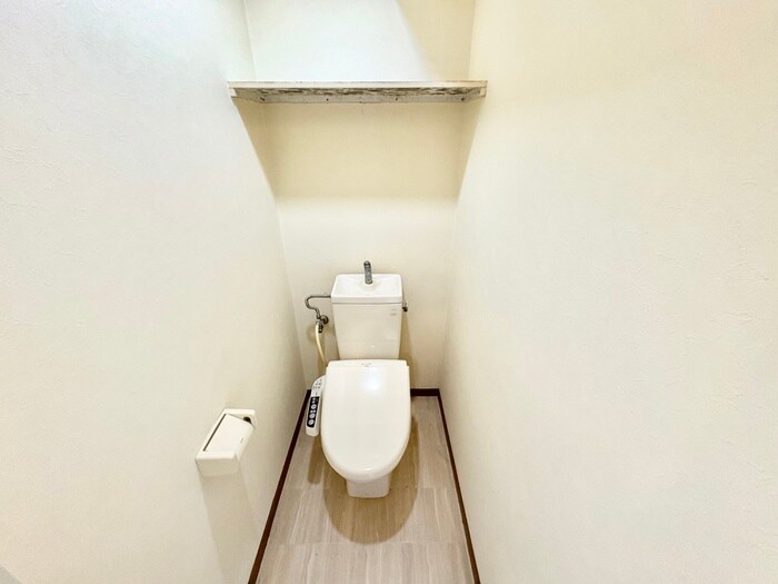 物件内観写真12　(トイレ)