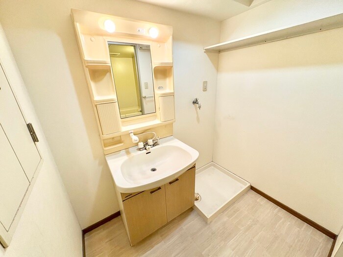 物件内観写真13　(洗面)