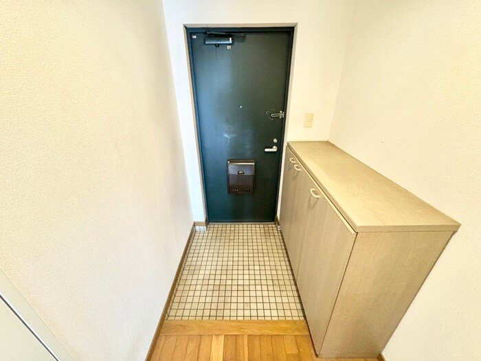 物件内観写真14　(玄関)
