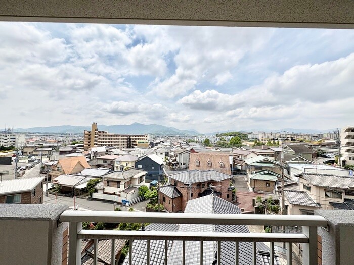 物件内観写真16　(室内からの展望)