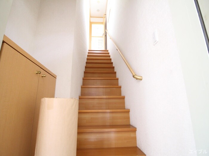 物件内観写真16　(廊下)