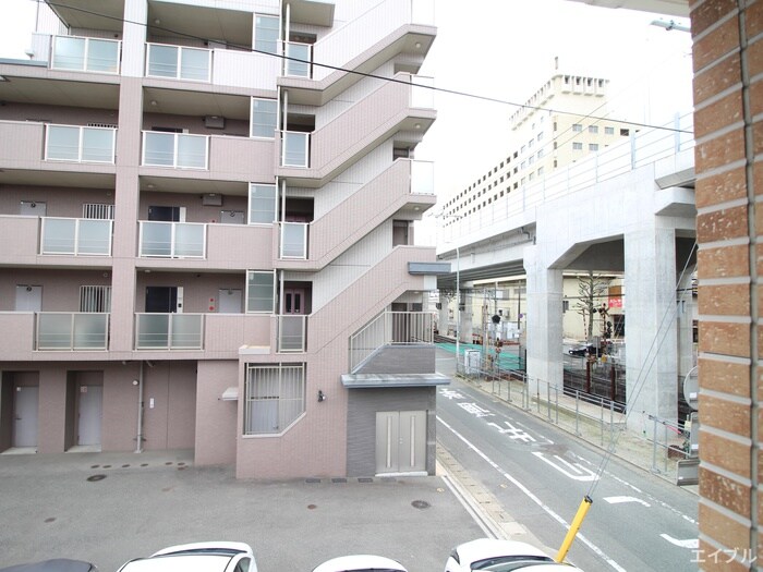 物件内観写真20　(室内からの展望)