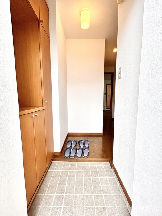 物件内観写真14　(廊下)