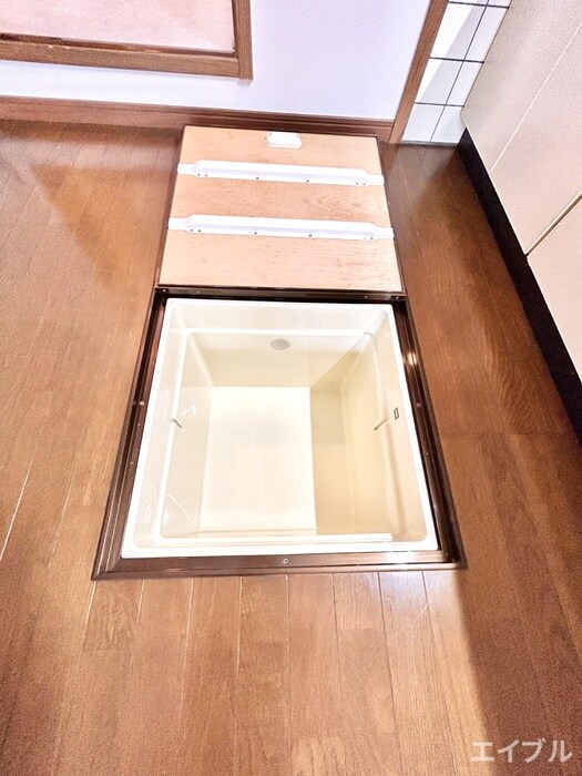 物件内観写真18　(収納)