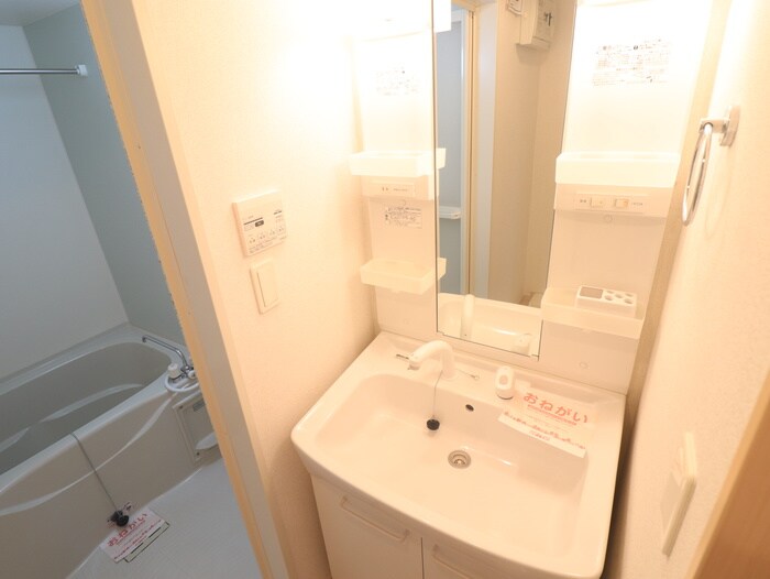 物件内観写真11　(洗面)