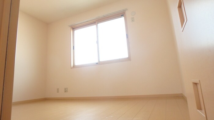 物件内観写真12　(居室)
