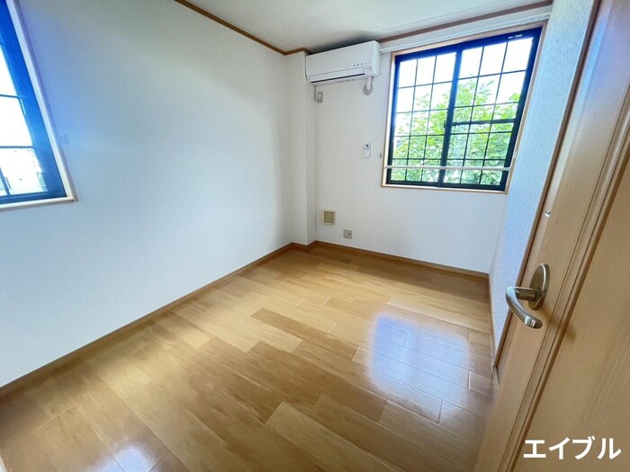 物件内観写真13　(居室)