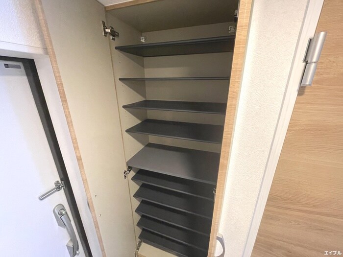 物件内観写真13　(靴箱)