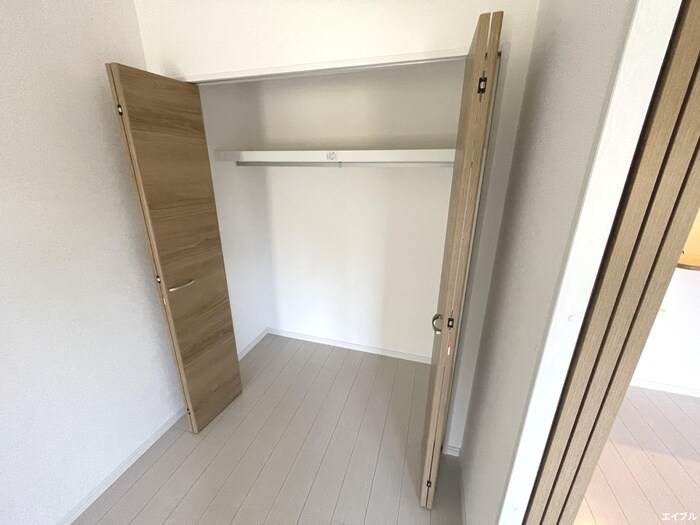物件内観写真21　(収納)