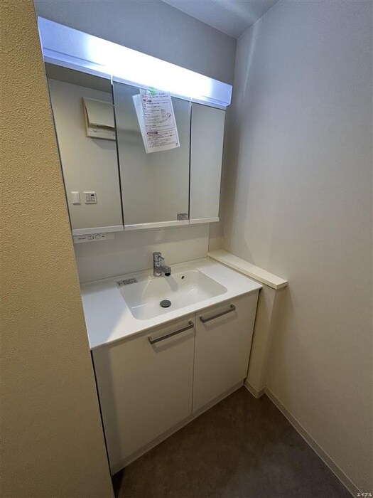 物件内観写真13　(洗面)