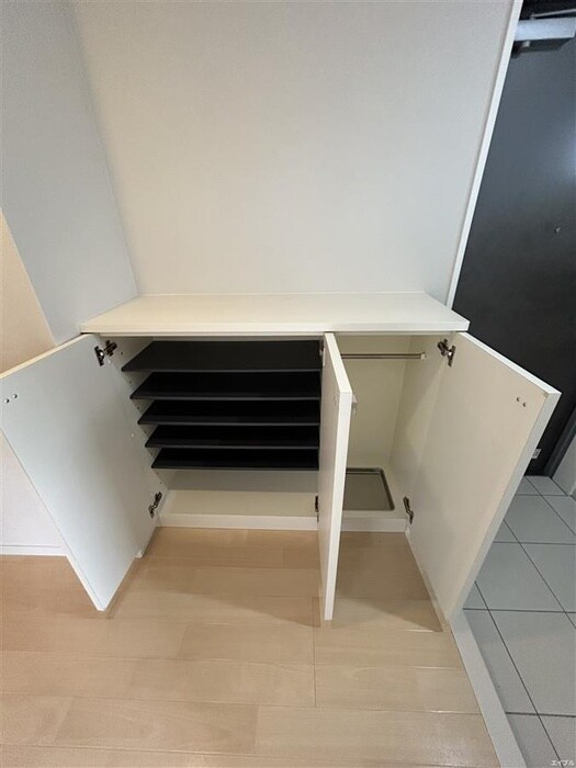 物件内観写真16　(靴箱)