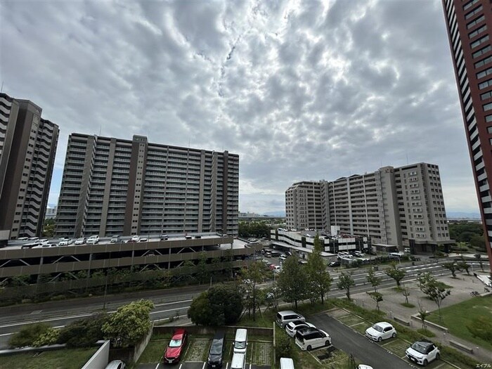 物件内観写真22　(室内からの展望)