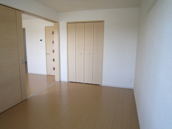 物件内観写真8　(内観写真)