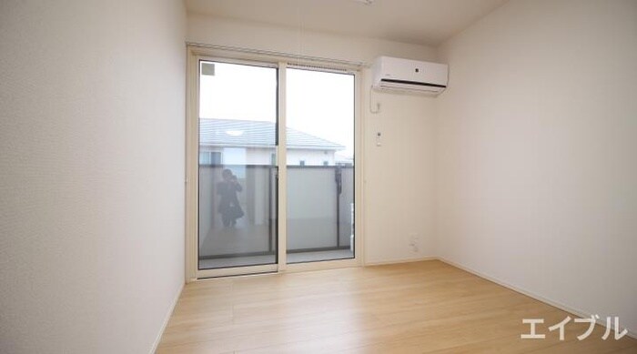 物件内観写真11　(居室)