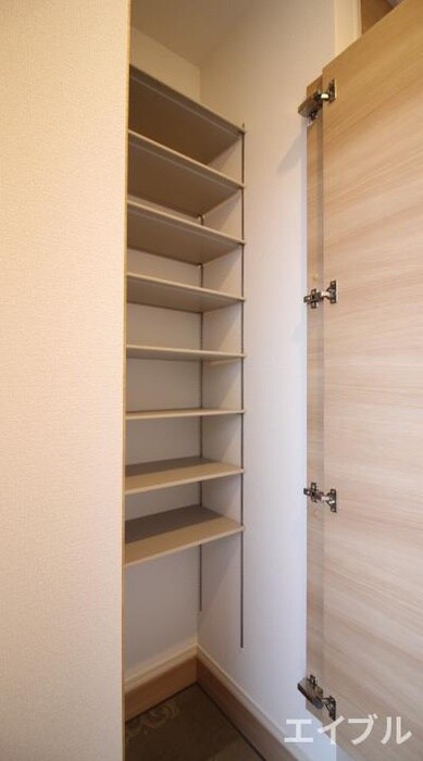 物件内観写真21　(靴箱)