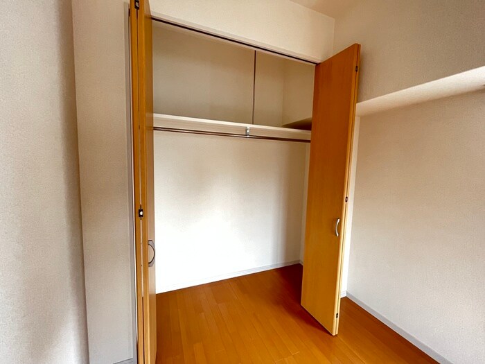 物件内観写真11　(収納)