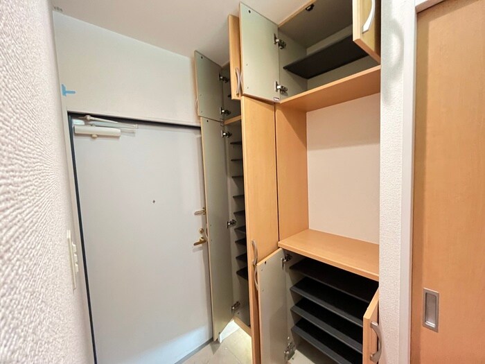 物件内観写真13　(収納)