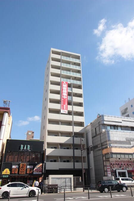 ﾚｼﾞﾃﾞﾝｼｬﾙﾋﾙｽﾞ香椎駅前（402）外観写真