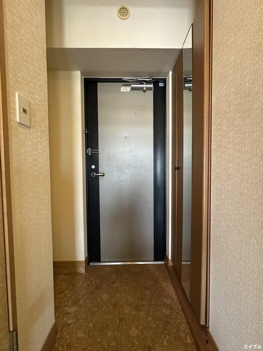 物件内観写真20　(玄関)