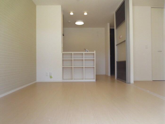 物件内観写真4　(居室)