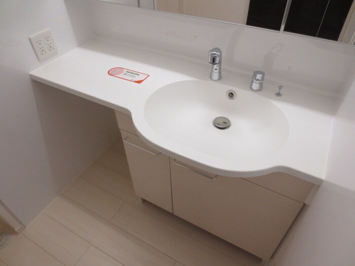 物件内観写真10　(洗面)