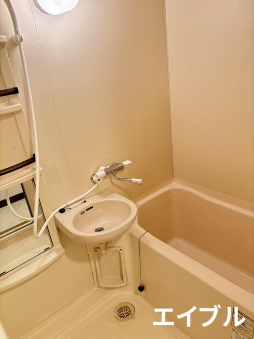 物件内観写真9　(バス／シャワールーム等)